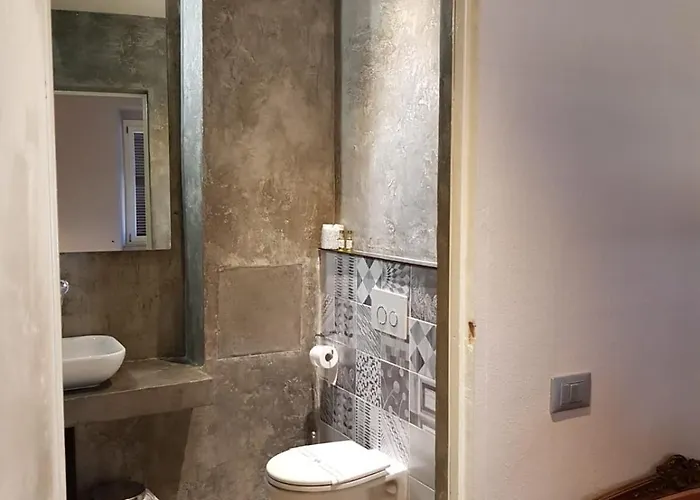 Joss Pensión La Spezia