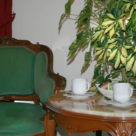 Joss Casa de hóspedes 4*