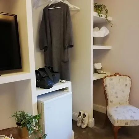 Joss Guest house