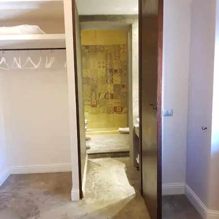 Joss Casa de hóspedes 4*